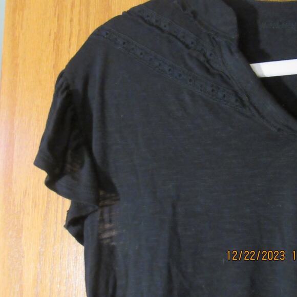 Maurices Flirty Ruffled Tee – Women’s Small - Picture 4 of 7